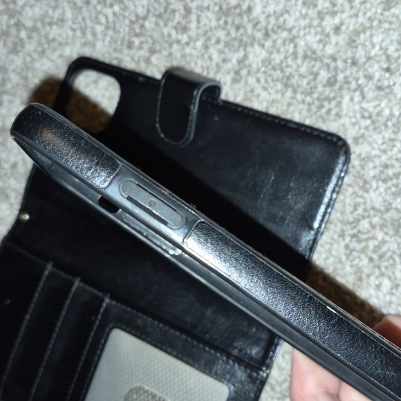 Black Leather Phone Wallet Case - Picture 6 of 10